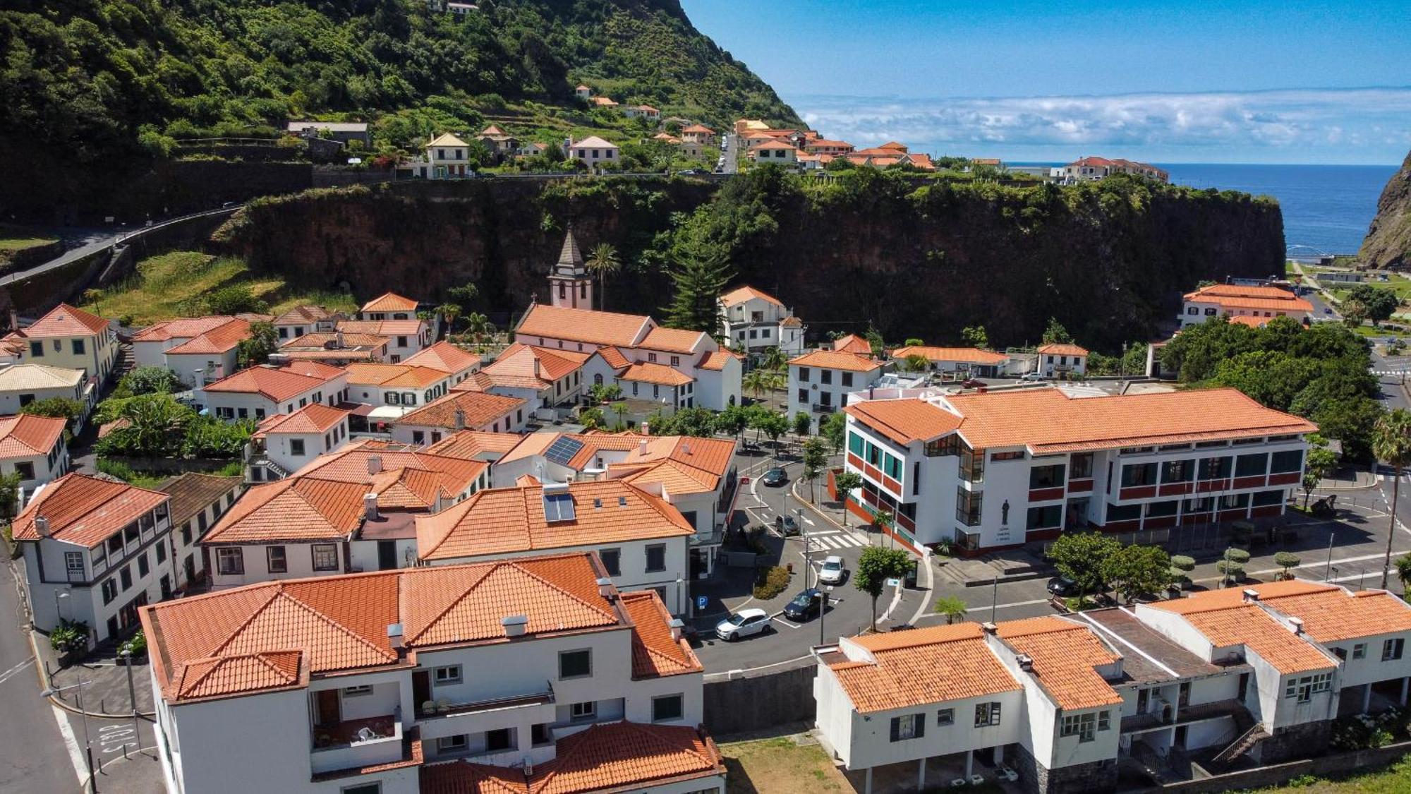 Amarelo Apartment By Atlantic Holiday São Vicente Buitenkant foto